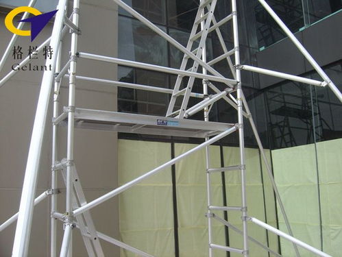 格欄特單寬70度斜爬梯式鋁合金腳手架在門窗制造中的應(yīng)用